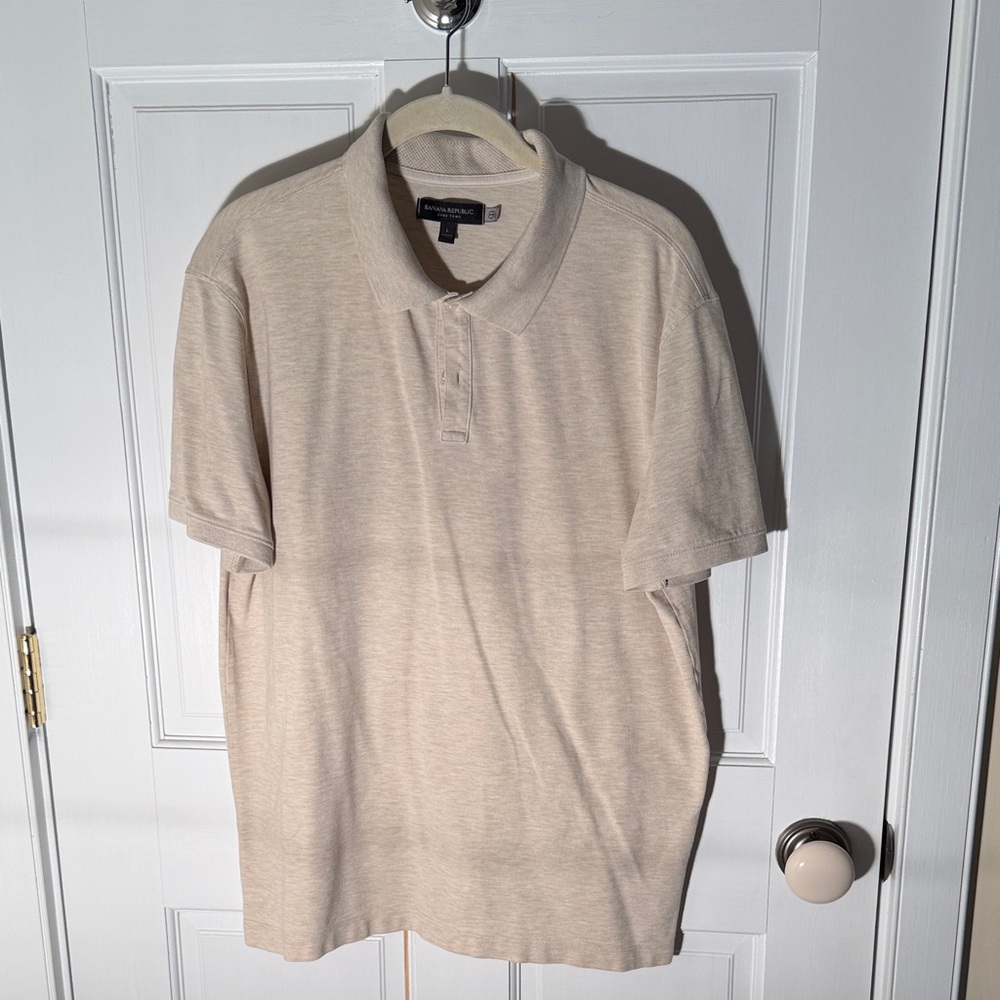 Banana Republic Men’s Pique Polo Shirt Wheat / Tan Color